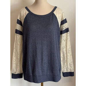 Women's Sweet Claire Blue & Beige Lace Sleeve Sweatshirt L